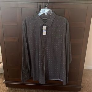 Men’s long sleeve shirt new tags on